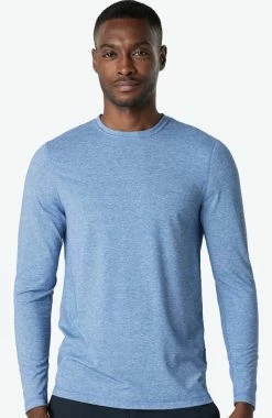 Medelita Men's Performance T-Shirt