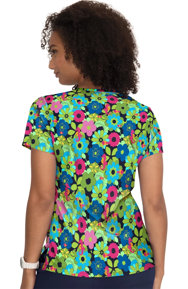Koi Women's Lulu V-Neck Sea Horse Print Scrub Top 2 Koi Women's Lulu V-Neck Sea Horse Print Scrub Top - Image 2