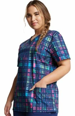Dickies Women's V-Neck Glowing Plaid Print Scrub Top 6 Dickies Women's V-Neck Glowing Plaid Print Scrub Top -Default Template 3 3 di dk704 print 650