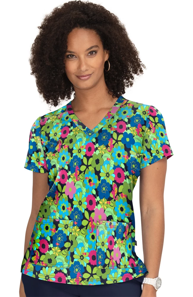 Koi Women's Lulu V-Neck Sea Horse Print Scrub Top 3 Koi Women's Lulu V-Neck Sea Horse Print Scrub Top - Image 3