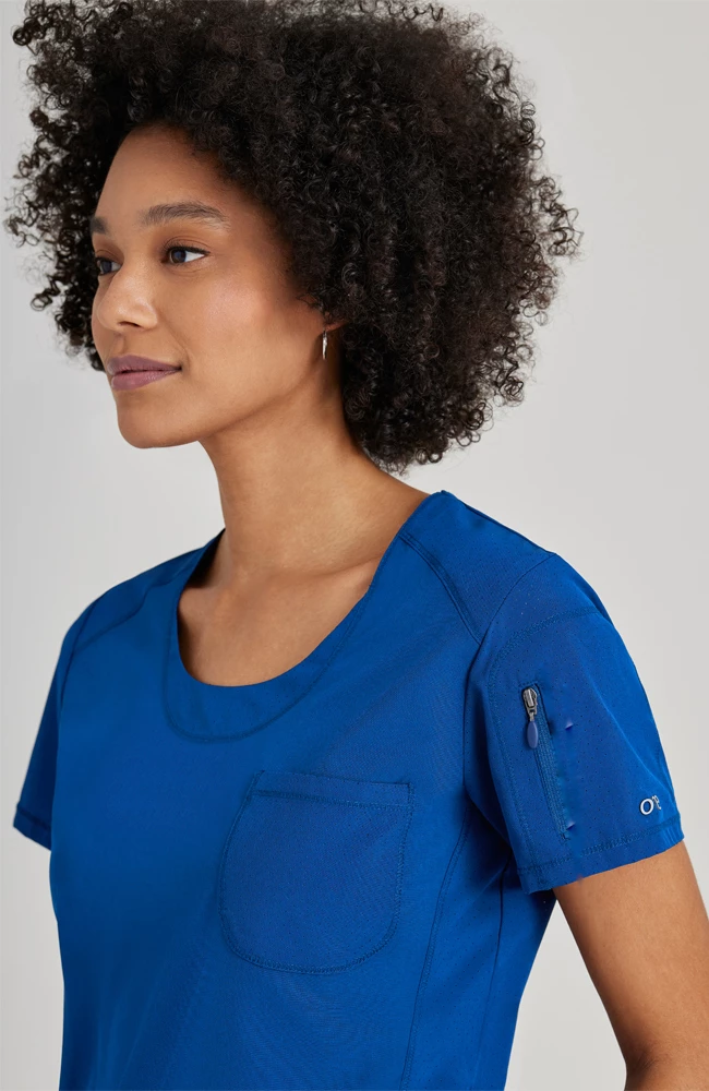 Barco One Women's Uplift Tuck-In Scrub Top 4 Barco One Women's Uplift Tuck-In Scrub Top - Image 4