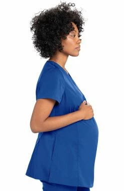 Grey's Anatomy Women's Lilah Maternity Solid Scrub Top -Default Template 3 4 bc grt094 650