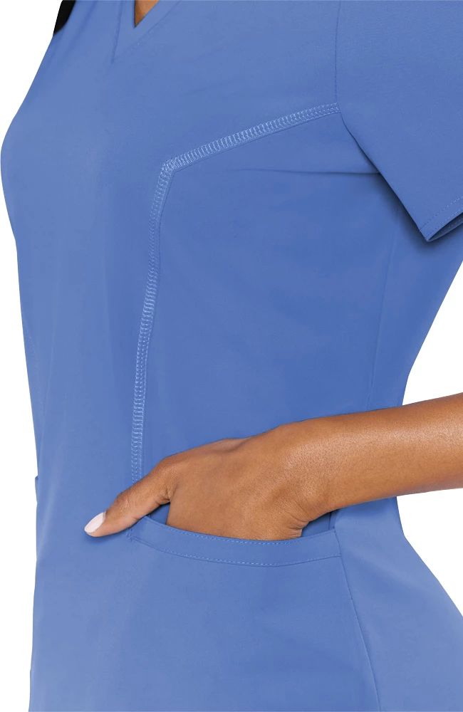 Med Couture Women's Mirror V-Neck Solid Scrub Top 4 Med Couture Women's Mirror V-Neck Solid Scrub Top - Image 4